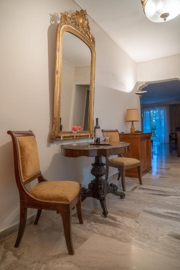 Aiolos Apartment Atene Esterno foto
